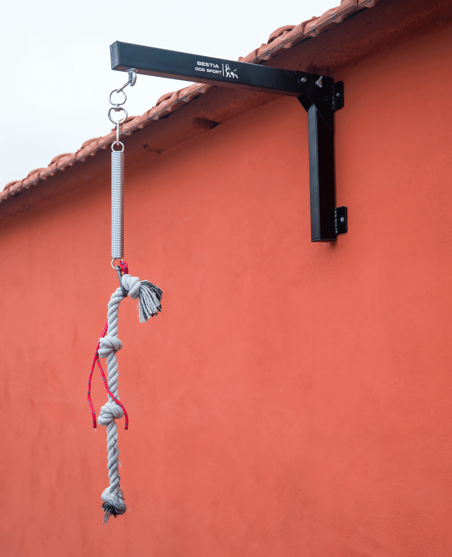 BESTIA Spring Pole - G.O.A.T pets