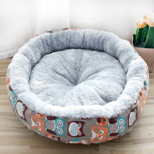 The Comfiest, Softest, Make you want it for yourself, Dog/Cat bed! Beautiful materials, the softest microfiber inside cushion, memory foam for shape and durability. Wrapped brightly printed outer shell. - Can be reversed, for the dirty days! 🐾 - Whiskers & Adventure Co.