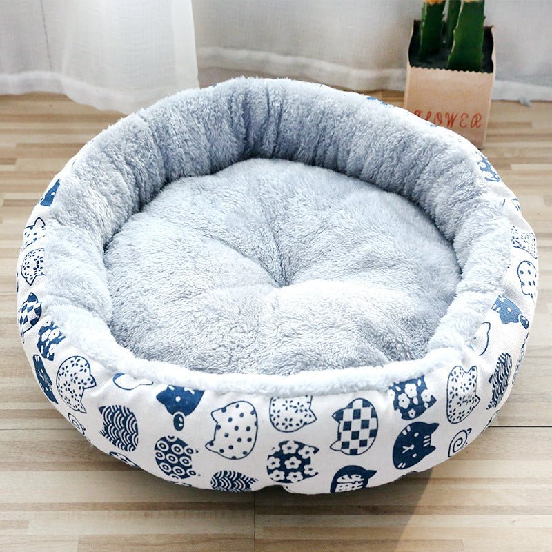 The Comfiest, Softest, Make you want it for yourself, Dog/Cat bed! Beautiful materials, the softest microfiber inside cushion, memory foam for shape and durability. Wrapped brightly printed outer shell. - Can be reversed, for the dirty days! 🐾 - Whiskers & Adventure Co.